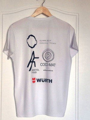 We All Run 4 Estia Unisex T-shirt size S like new