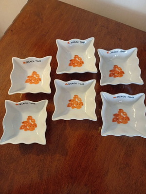 Set of 6 ceramic plates for snacks and sauce like new