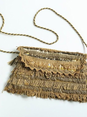 Vintage shoulder bag with gold fringes like new
