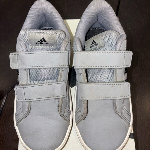 Adidas kids shoes size 27 grey like new, athletic
