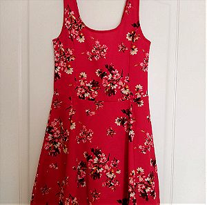 Κόκκινο φόρεμα φλοραλ H&M