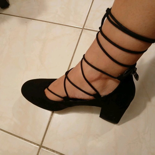 Tamaris suede low heels new, size 38, black