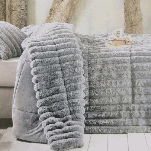 Trinity double-sided fur blanket without filling new