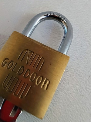 Golddoor small brass padlock with 2 keys for suitcase or locker