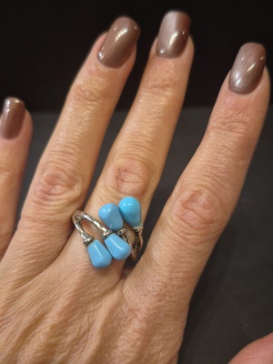 Δαχτυλίδι από ασήμι 925° καινούργιο με πέτρες τυρκουάζ