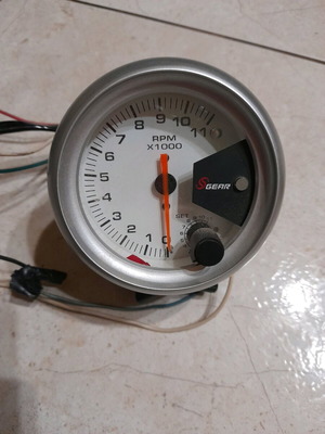 S Gear tachometer light with 7 colors used