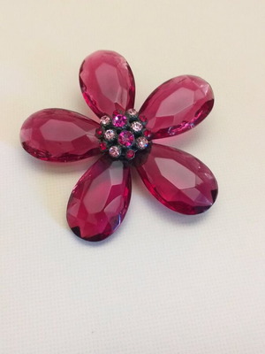 Women's flower petal brooch used, deep red, 8 cm