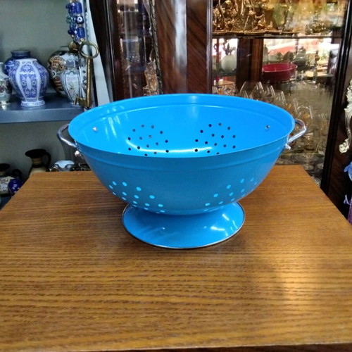 Calypso Basics 1.5gt colander new, blue color