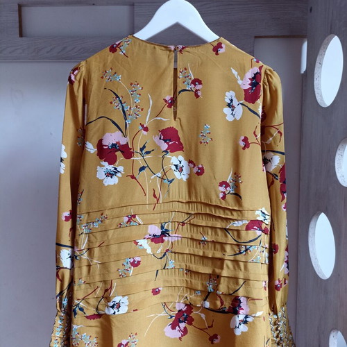 Massimo Dutti silk blouse like new, size S, yellow