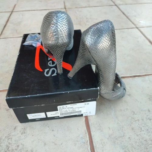 Peep-toe shoes Seven snakeskin effect size 38 used, grey