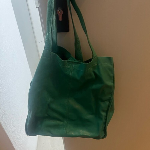 Leather bag like new, large, green
