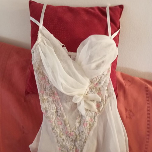 Negligee like new, imported lingerie bodysuit