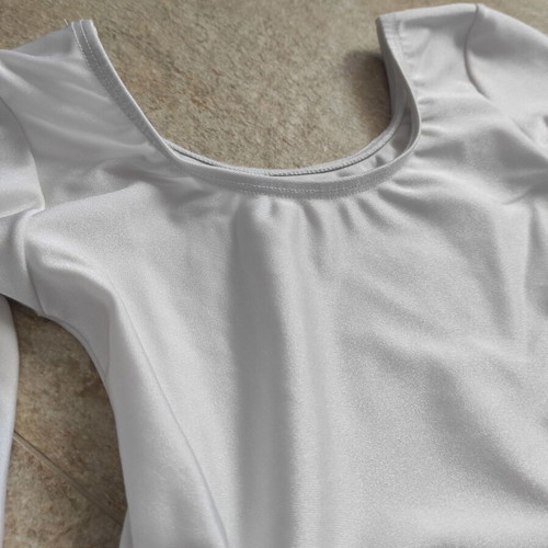 Ballet leotard white with glitter size 6 like new
