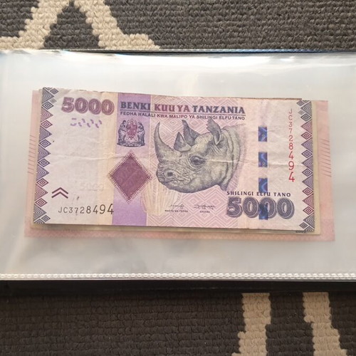 Collectible banknotes from Greece and worldwide, like new