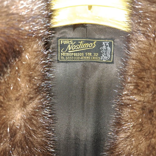 Authentic mink fur used, brown, size L