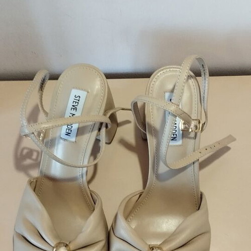 Steve Madden Meladi sandals like new, size 39, beige leather