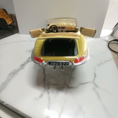 B-Borago Jaguar E Type cabriolet used, cast iron 1961
