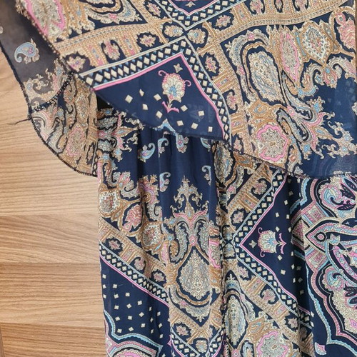 Flowy summer dress with paisley pattern like new, beige and blue