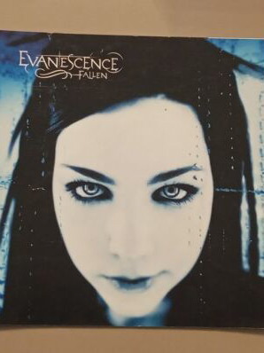 Booklets Bon Jovi, Evanescence, Sacred Steel metal used, pack