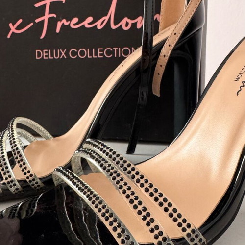 No36 patent leather sandals like new with transparent detail and 10.5cm heel