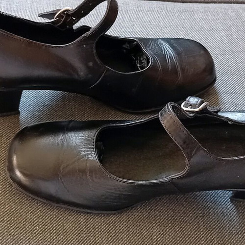 Leather handmade dance performance shoes with strap size 36 like new, black