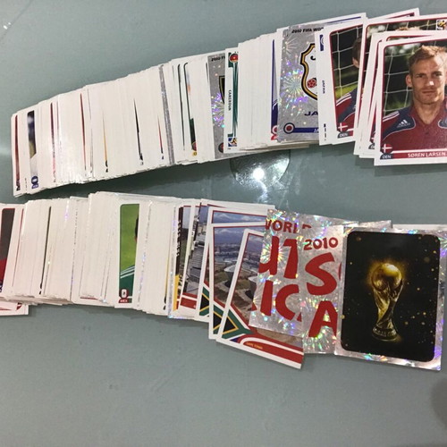 Panini World Cup 2010 stickers, 267 different