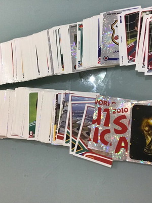 Panini World Cup 2010 stickers, 267 different