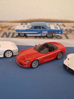 Σετ Hot Wheels premium αυτοκινήτων: Ford Galaxie, Maserati MC20, Dodge Viper, Toyota Supra