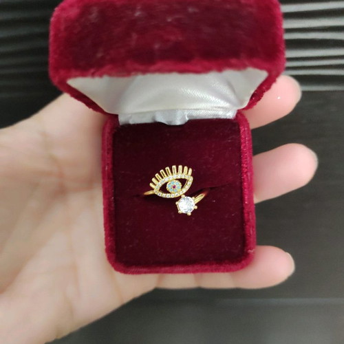 Ring with steel eye size 5 new with box