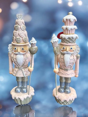 Set of 2 Christmas soldier figures new, pastel pink polyresin