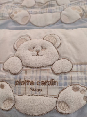 Pierre Cardin crib bedding set like new, 100% cotton
