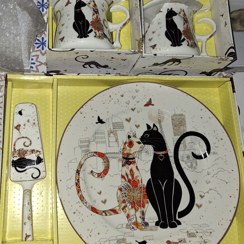 Porcelain tea set Cats series new, 2 cups with lids and strainer, cake plate