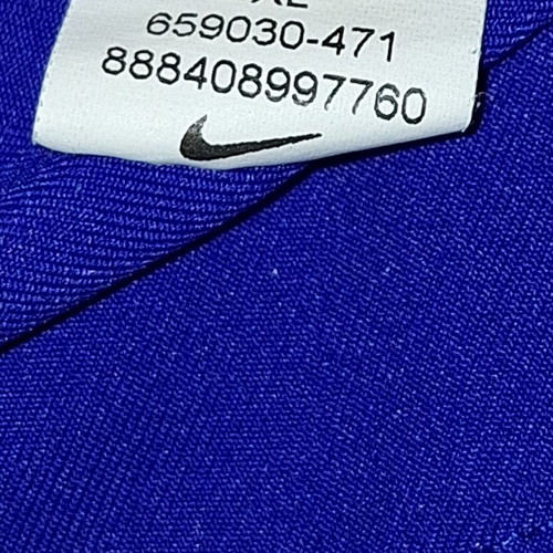 FC Barcelona 2015/2016 Away football shorts boys size XL like new