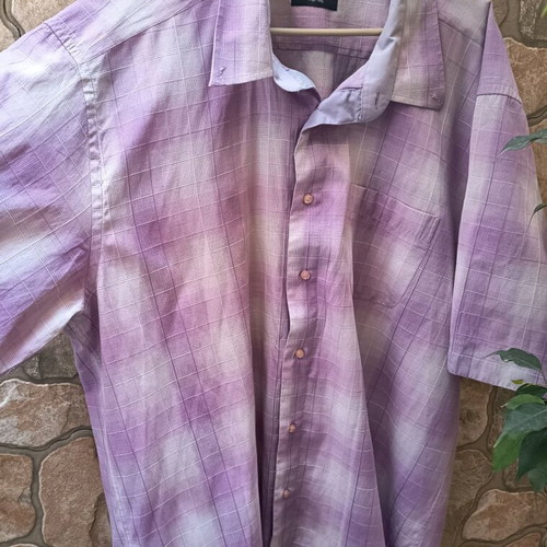 Men's plus size shirt like new, size 50, pink and purple
