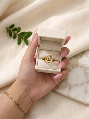 Steel ring, gold color