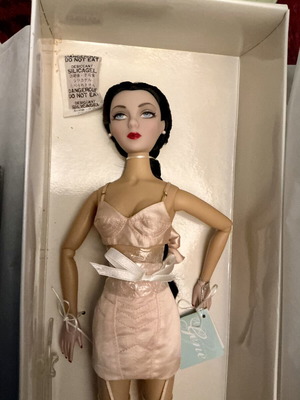 Gene Marshall Collectible Doll 2000 with 2 Sealed Clothing Sets