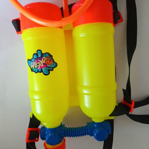 Water Gun with Backpack Water Container like new