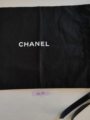 Chanel θήκη προστασίας και αποθήκευσης, 36 x 28 εκ.
