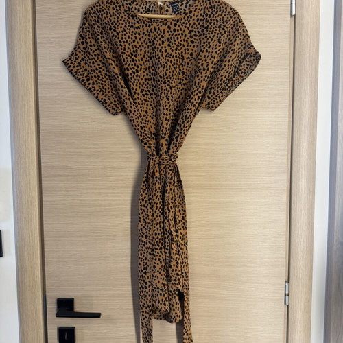 Shein animal print dress with belt size M camel and black like new