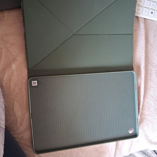 Samsung case like new for ipode