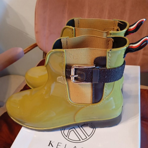 Kelara galoshes size 37 new, khaki mustard color