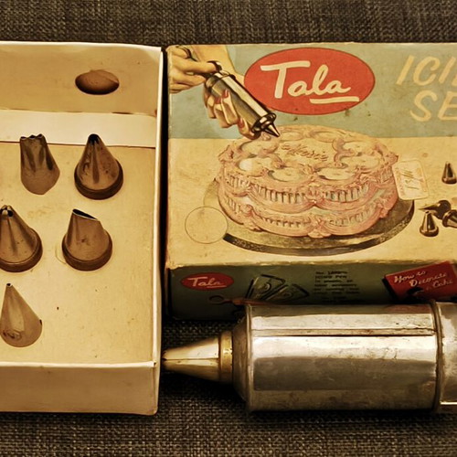 Vintage Tala Kitchen Set used, original boxed 1950s–1960s