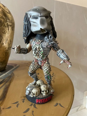 Predator decorative item like new