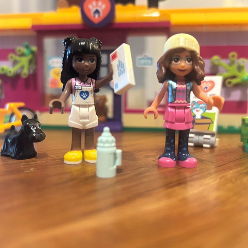 Lego Friends 41699 pet adoption cafe like new with instruction leaflet