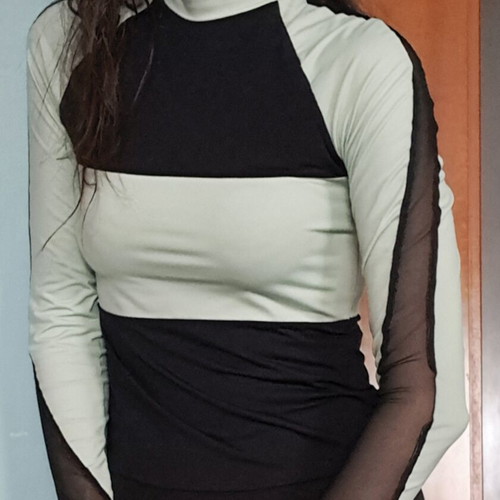 Athletic top black and mint green mock neck like new