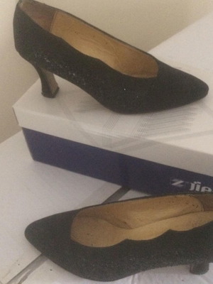 Gova shoes like new, size 34