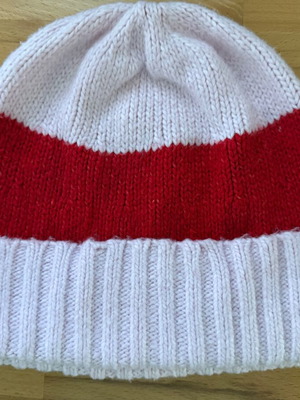 Knitted hat used, pink and red, 70% wool