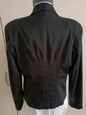 Artigli women's black slim-fit jacket with silver button and Swarovski choker