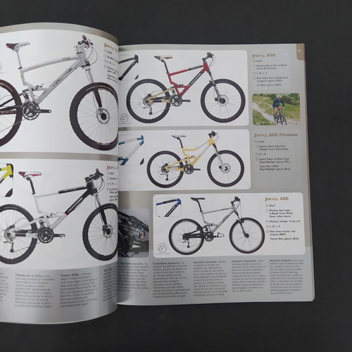 Cannondale 2003 bicycle catalog used, 72 pages, multilingual