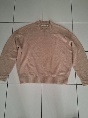 Hollister beige sweater like new, size L
